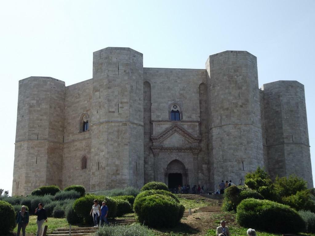 Affittacamere La Cattedrale Sul Mare トラーニ エクステリア 写真