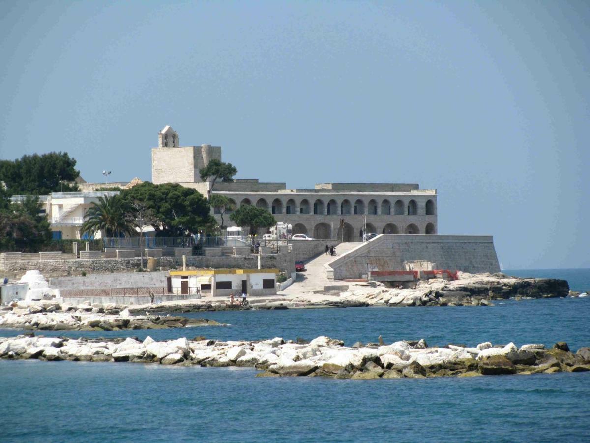 Affittacamere La Cattedrale Sul Mare トラーニ エクステリア 写真